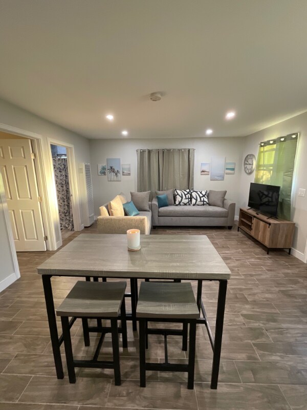 Foto del edificio - 1540 W 126th St