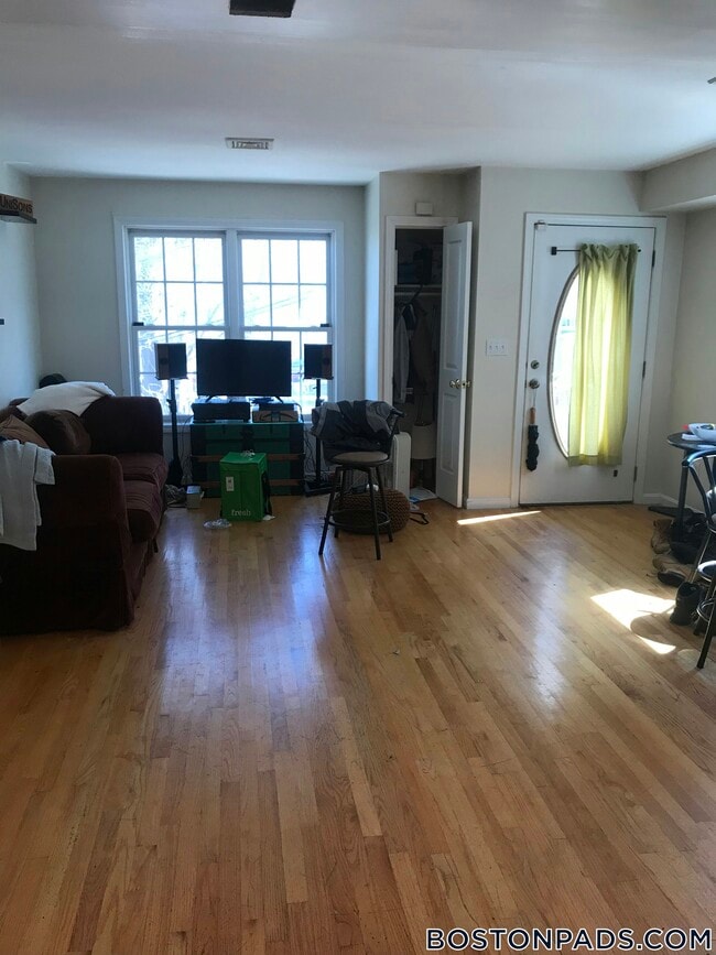 Foto del edificio - 6 Harleston St