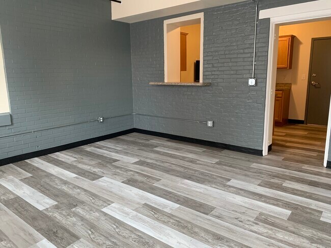 Foto del edificio - 533 E Orange St