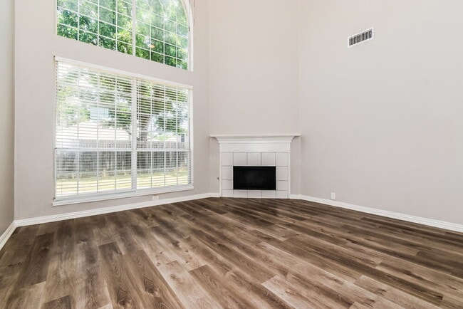 Building Photo - 1333 Mill Wood Ln