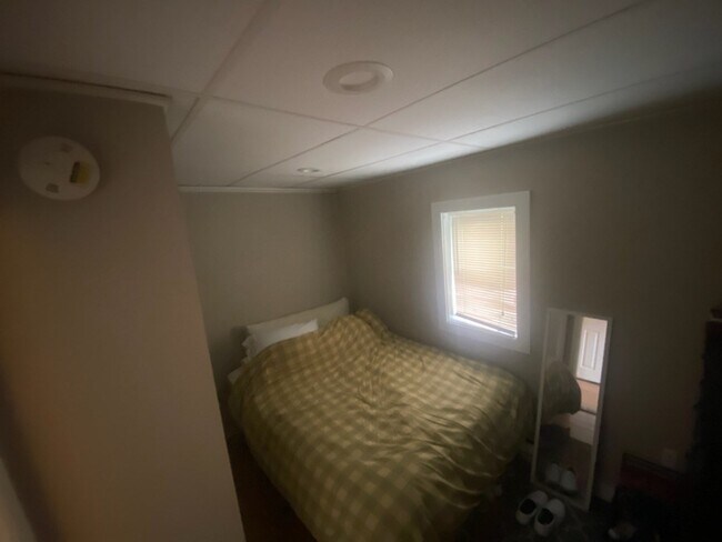 Foto del edificio - 802 E 6th St