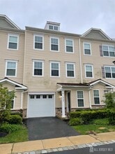 Building Photo - 1704 Hights Farm Rd S