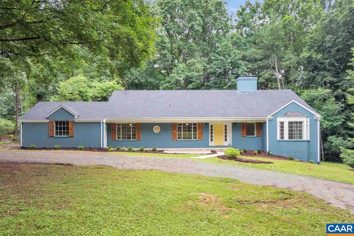 Primary Photo - 107 Carrsbrook Dr