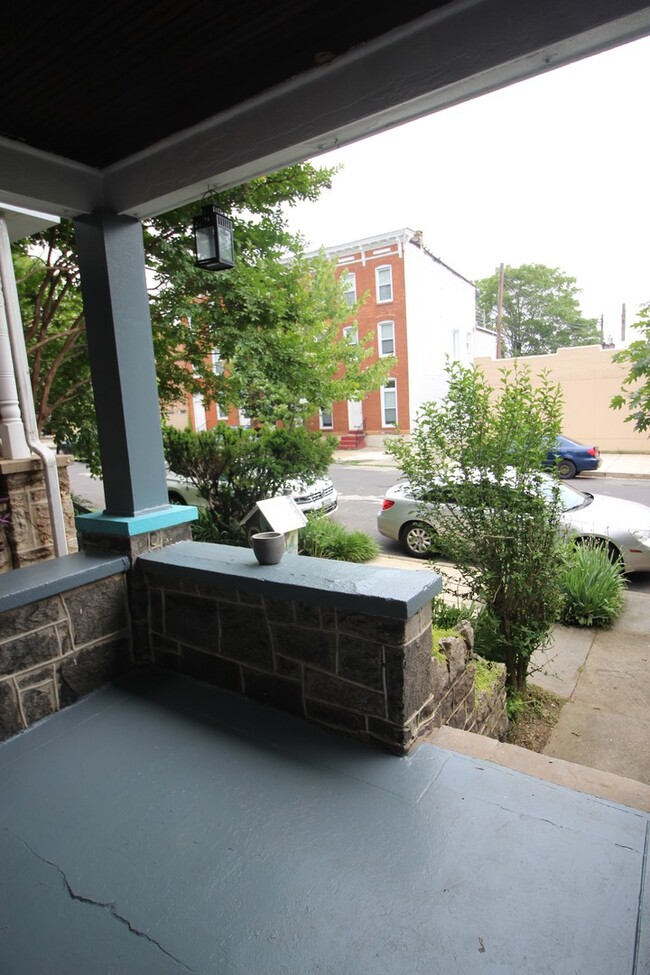 Building Photo - 2025/2026 JHU Off-Campus 3bd/1ba Rowhouse ...