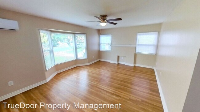 Building Photo - 2 br, 1 bath House - 2823 N. E Street