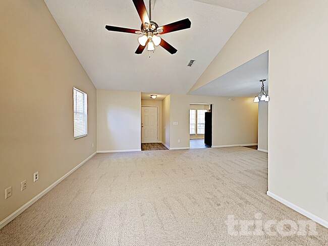 Foto del edificio - 8168 Fort Lee Trail