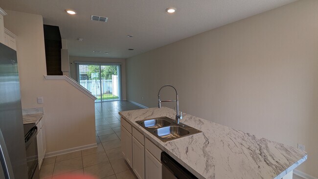 Foto del edificio - 3958 Oak Mill Rd