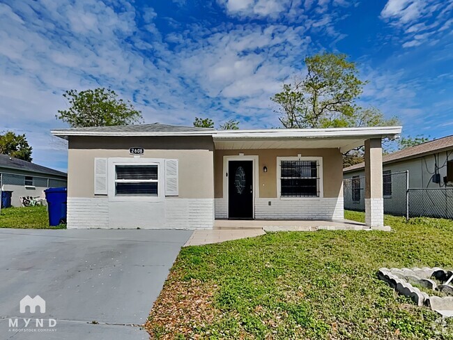 Building Photo - 2608 32nd Village Ave