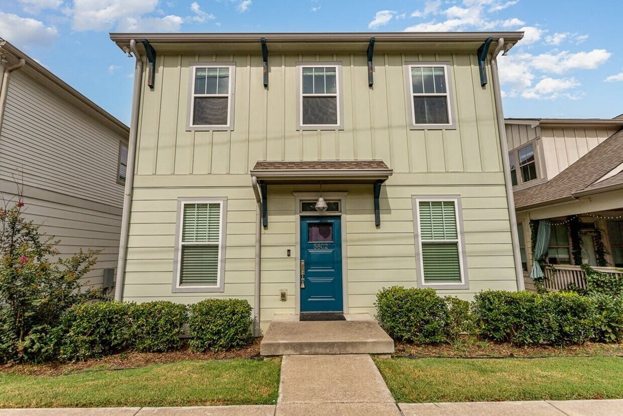 Foto principal - 5802 Maxon Ave