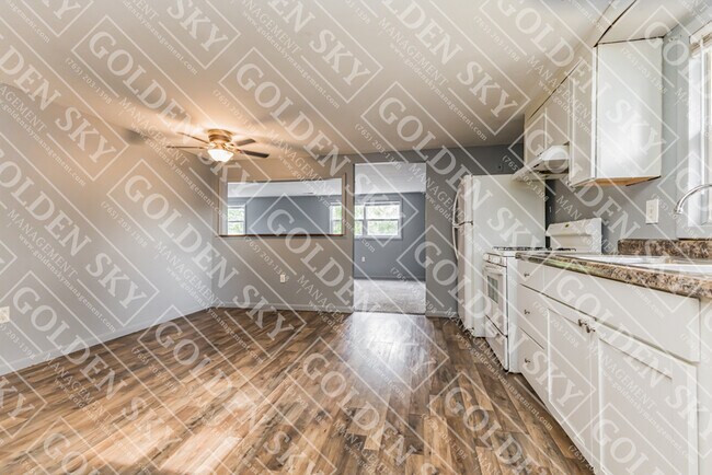 Foto del edificio - 820 W 15th St