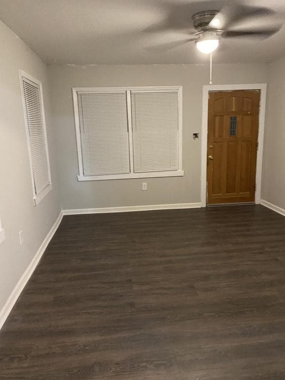 Building Photo - 618 Robinson Dr