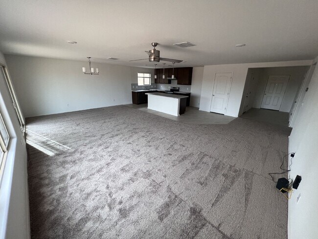 Building Photo - New Build Casa Grande home available for i...