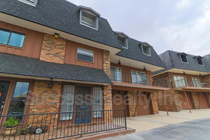 Foto principal - 4800 N Stanton St