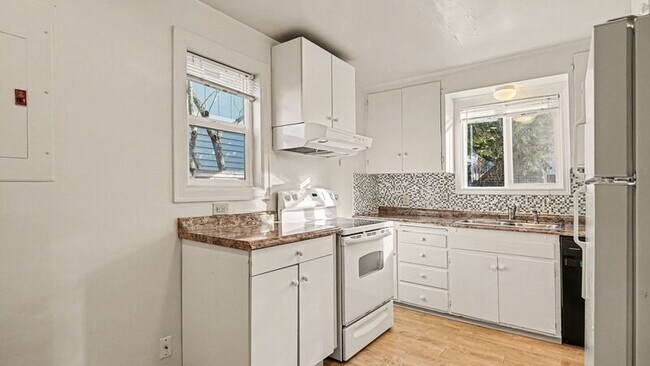 Foto del edificio - 316 32nd Ave E