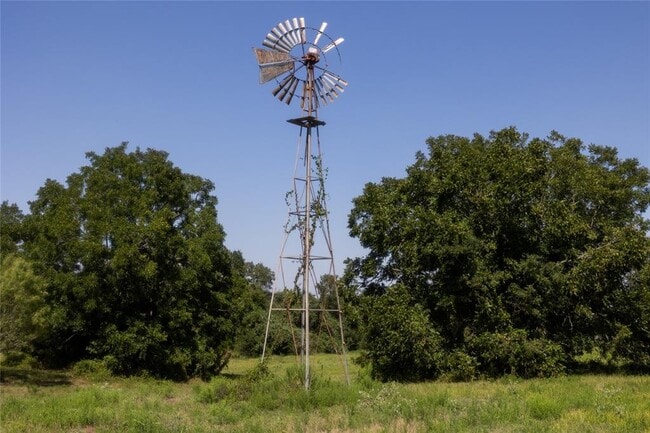 Foto del edificio - 3225 Terrier Hill Ln