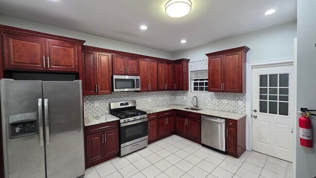 Foto del edificio - 712 17th St