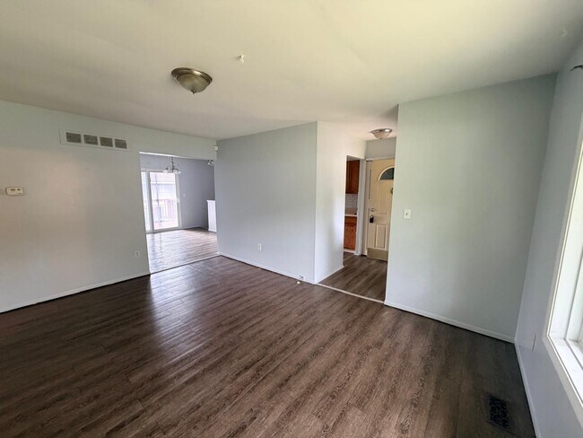 Foto del edificio - 30058 Halecreek St