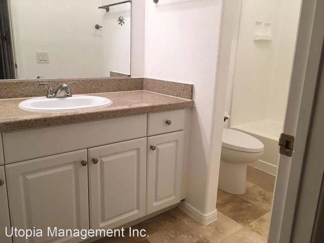 Building Photo - 1 br, 1 bath House - 3455 Paseo De Alicia #17