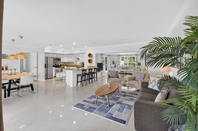Foto del edificio - 700 NE 70th St