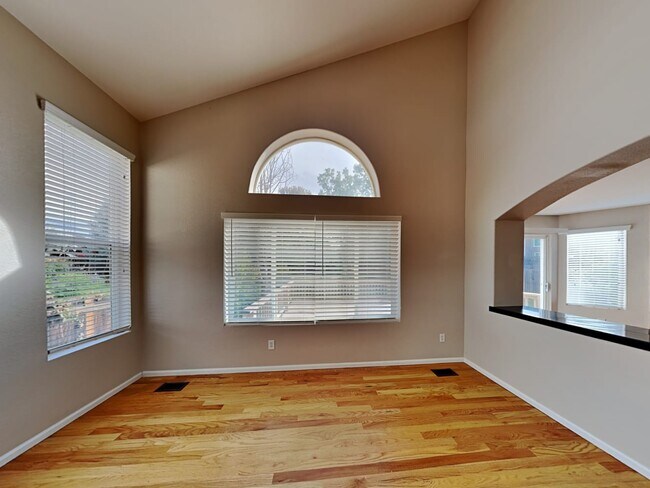 Foto del edificio - 2812 S Walden Way