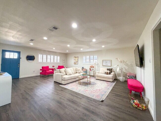 Foto del edificio - 3111 43rd St