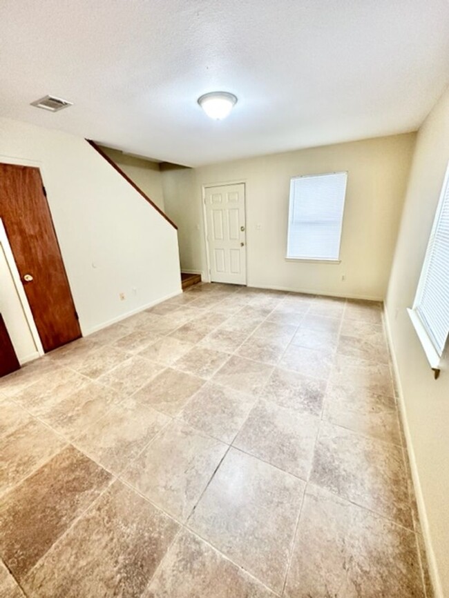 Building Photo - Nicely remodeled 2 bedroom end unit town h...