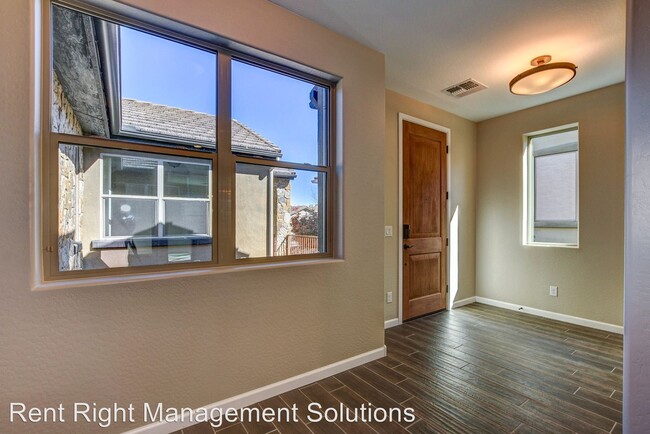 Building Photo - 2 br, 2 bath House - 1263 Pebble Springs