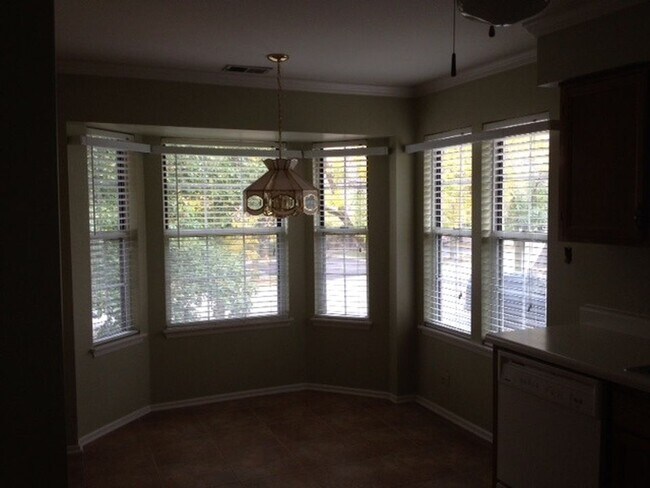 Building Photo - 2181 Camden Lane