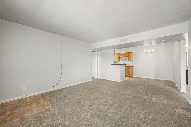 Foto del edificio - 5995 N 78th St