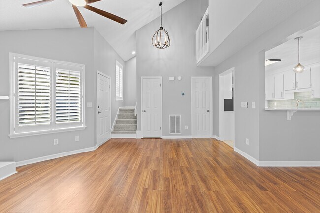 Sala familiar 1 - 22 Maplecrest Dr