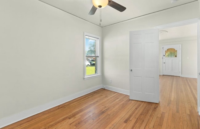 Building Photo - 3460 Haverhill St