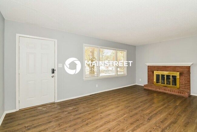 Foto del edificio - 3 Bedroom Pet-Friendly Home in Kansas City, MO with Main Street Renewal