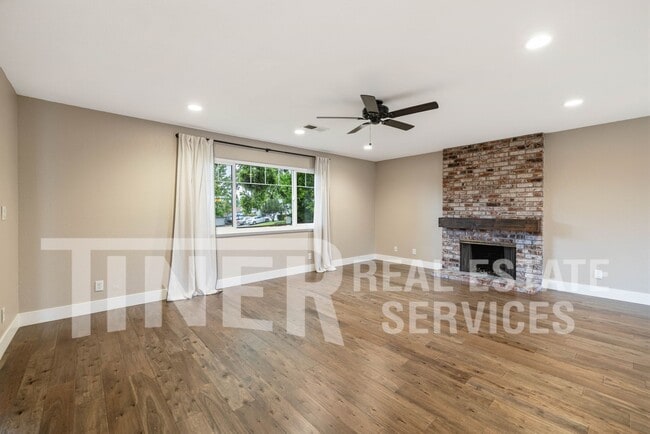 Building Photo - 6982 Pampas Way