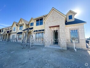Building Photo - 448 Restoration Rd
