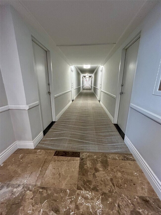 Foto del edificio - 3800 Galt Ocean Dr