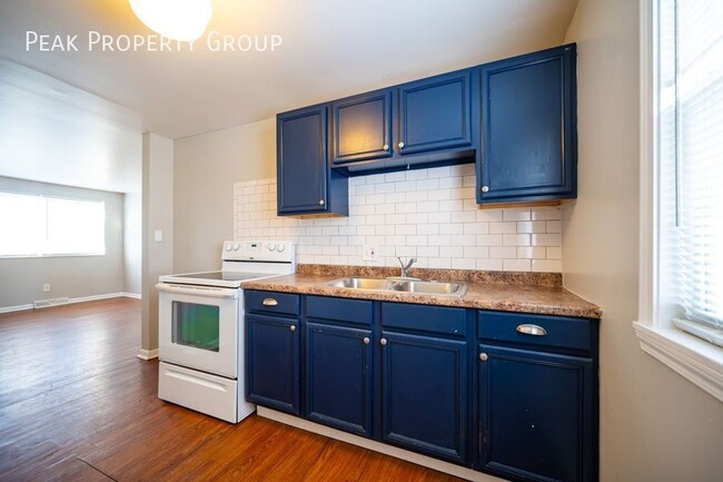 Foto del edificio - 472 Elsmere St