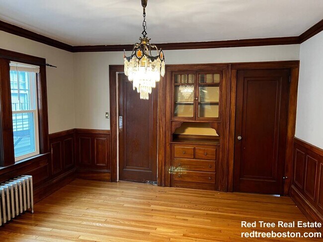 Building Photo - 4 Seagrave Rd