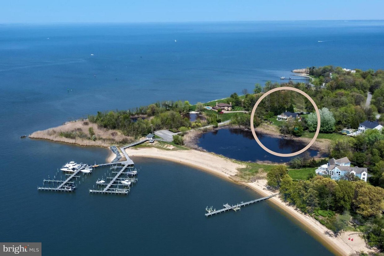 Foto principal - 8100 Pinehurst Harbour Way
