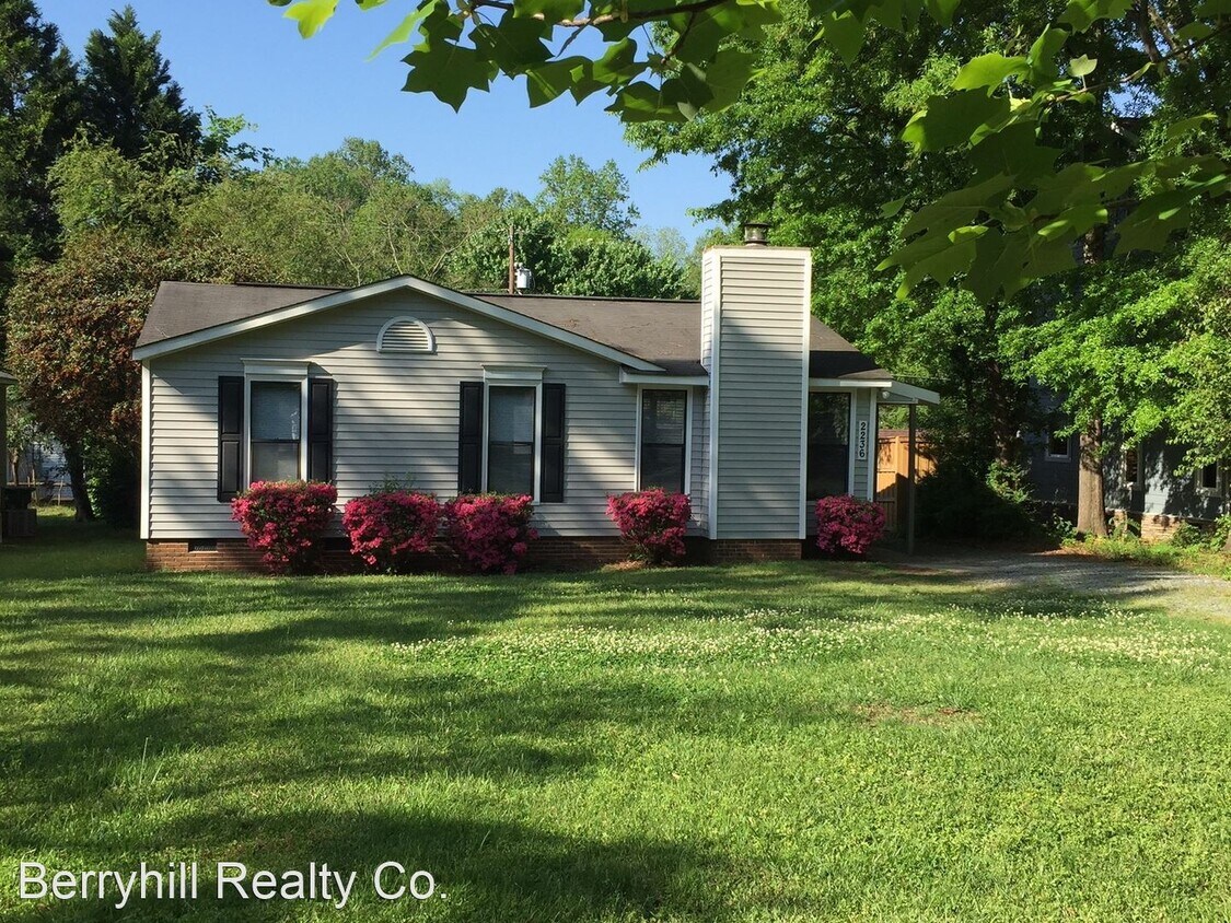 2236 Laburnum Ave, Charlotte, NC 28205 House Rental in Charlotte, NC