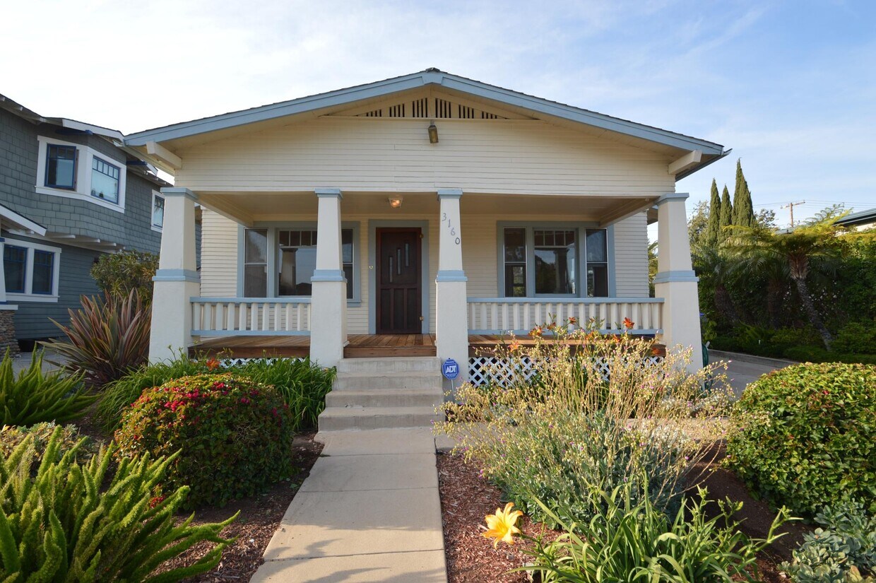 Primary Photo - 3160 Juniper St