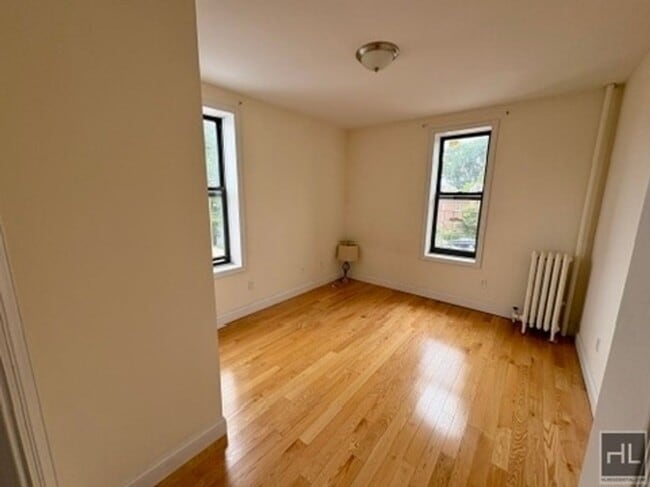 Building Photo - Mclean ave,YONKERS