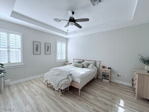 Building Photo - 2852 Royal Gardens Ave