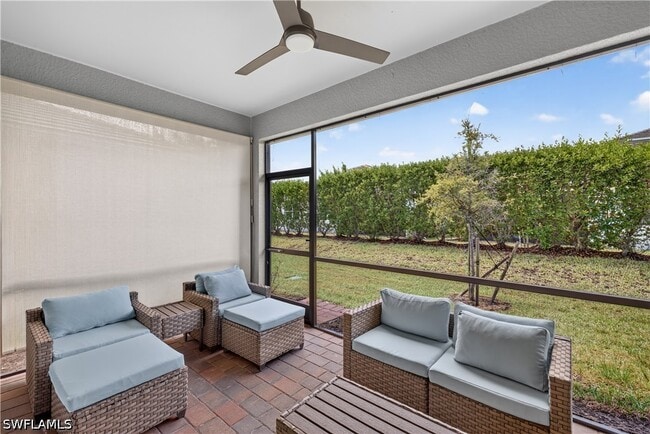 Building Photo - 847 Enbrook Lp