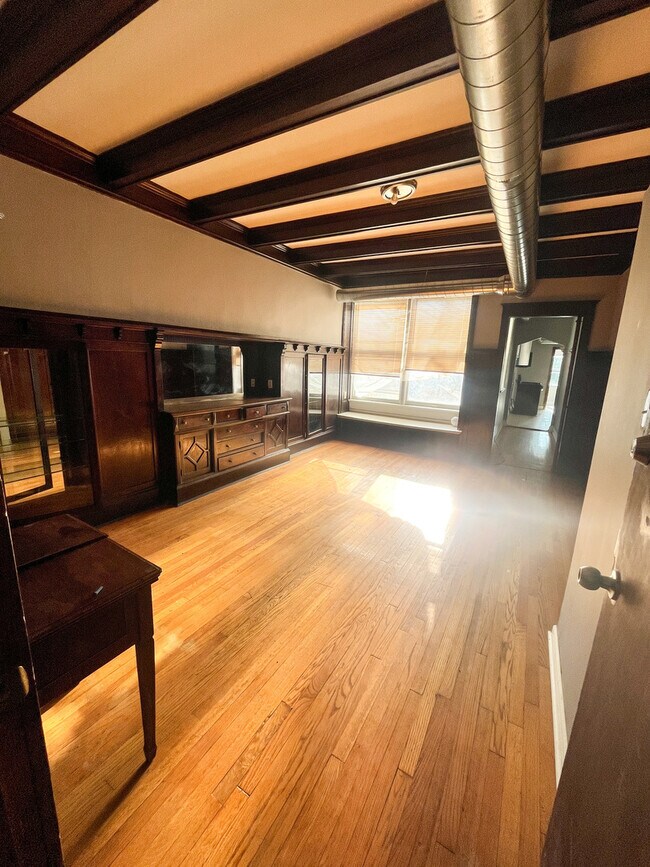 Foto del edificio - 5126 S Michigan Ave