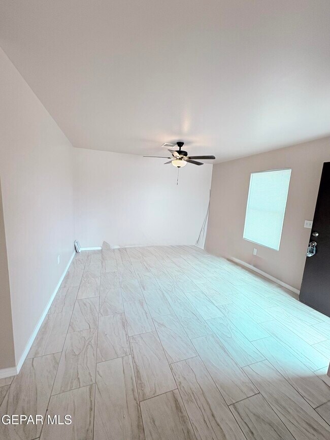 Foto del edificio - 4640 Vesta Loop Ct