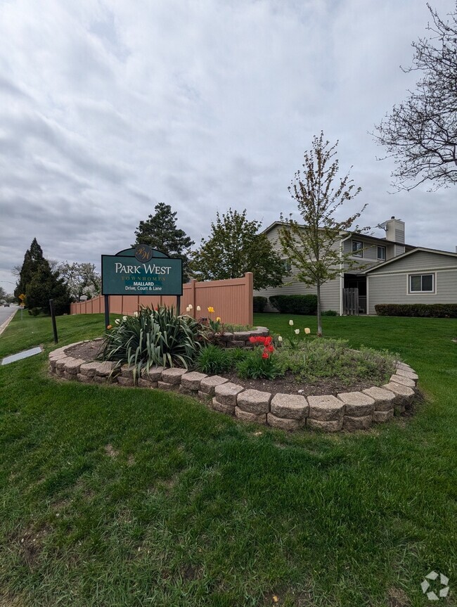 Building Photo - 693 Mallard Ln