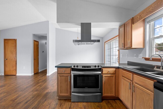 Building Photo - Pine Forest Acres