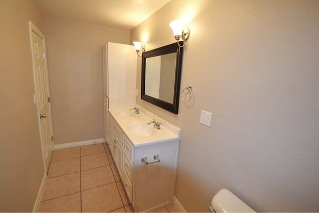 Foto del edificio - 13295 Beaver St