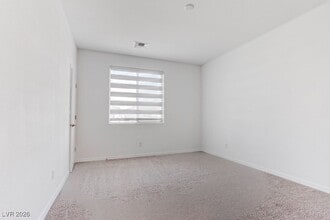 Building Photo - 10269 Lofty Knl St