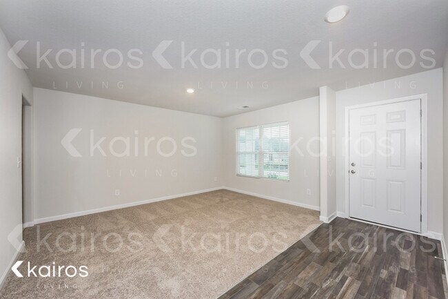 Foto del edificio - 607 Wild Tulip Ct